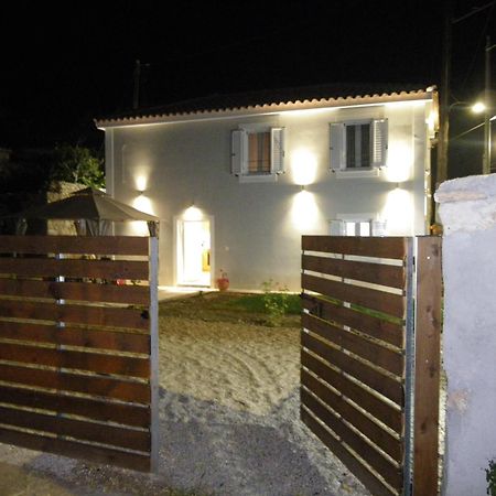 Vikou House Villa Yírion Eksteriør billede