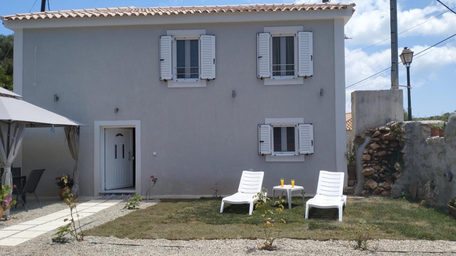 Vikou House Villa Yírion Eksteriør billede