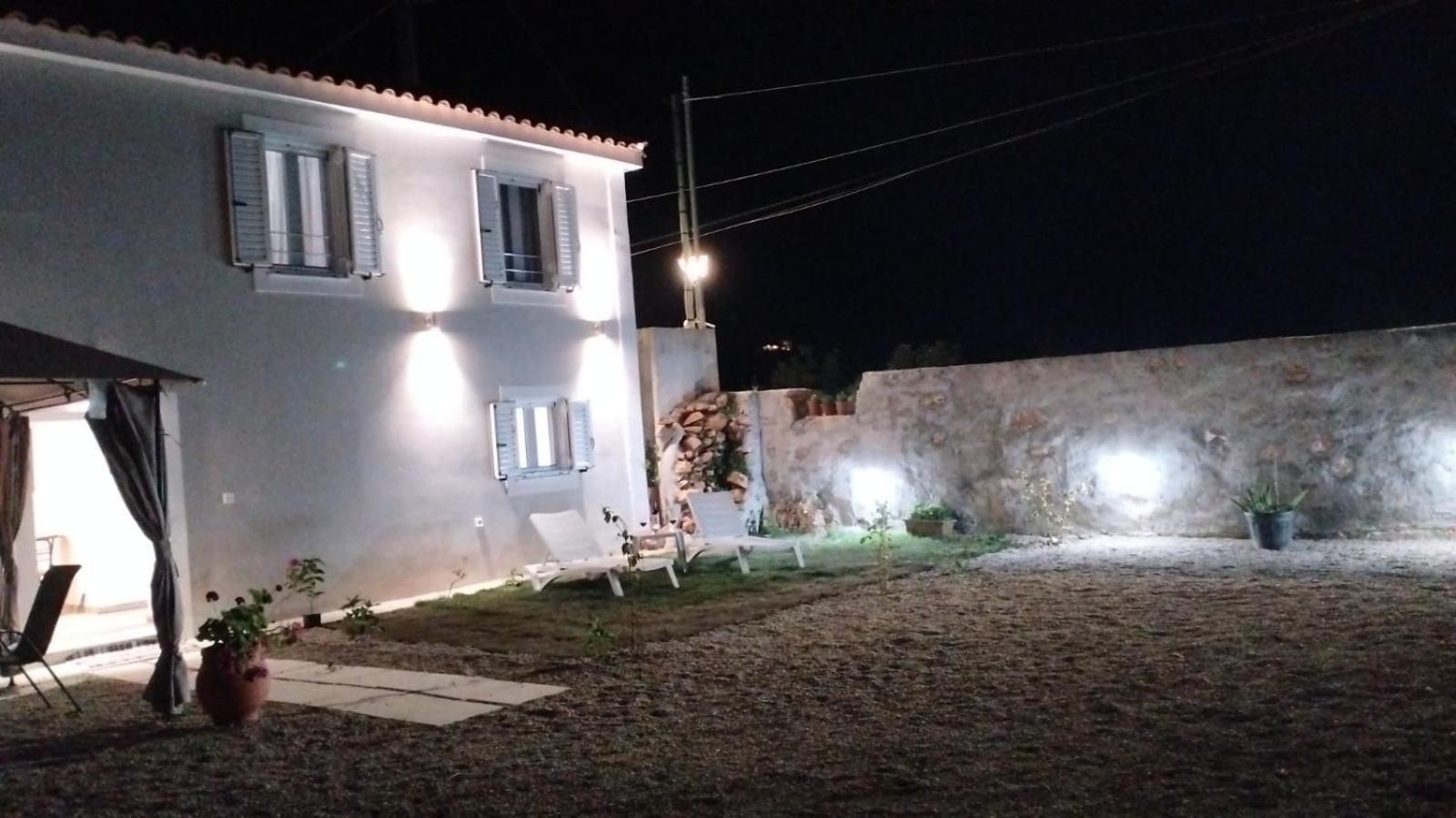 Vikou House Villa Yírion Eksteriør billede